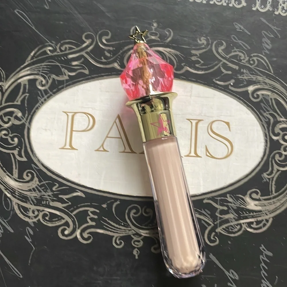 Jeffree star magic star concealer in the shade C13